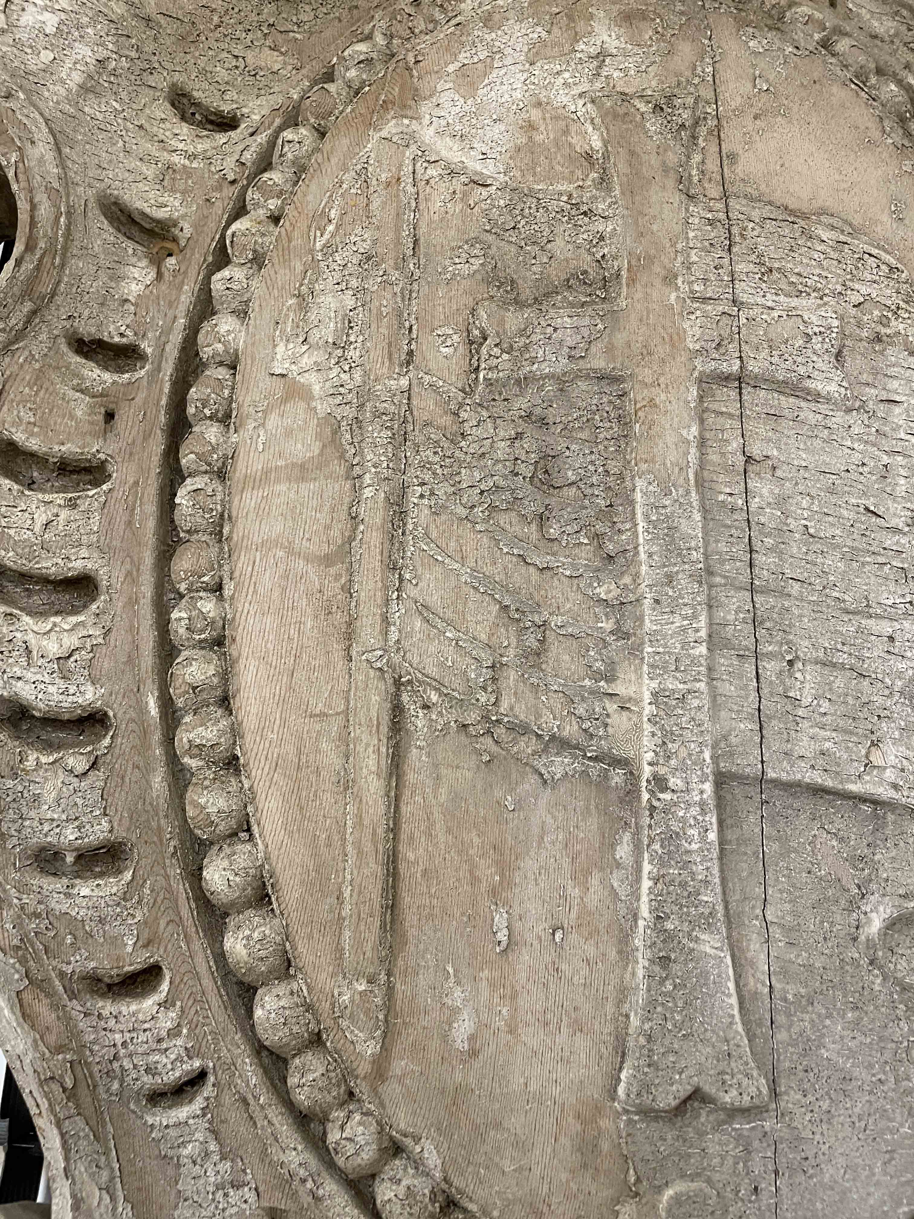 Iron circular waffle shaped wall hanging