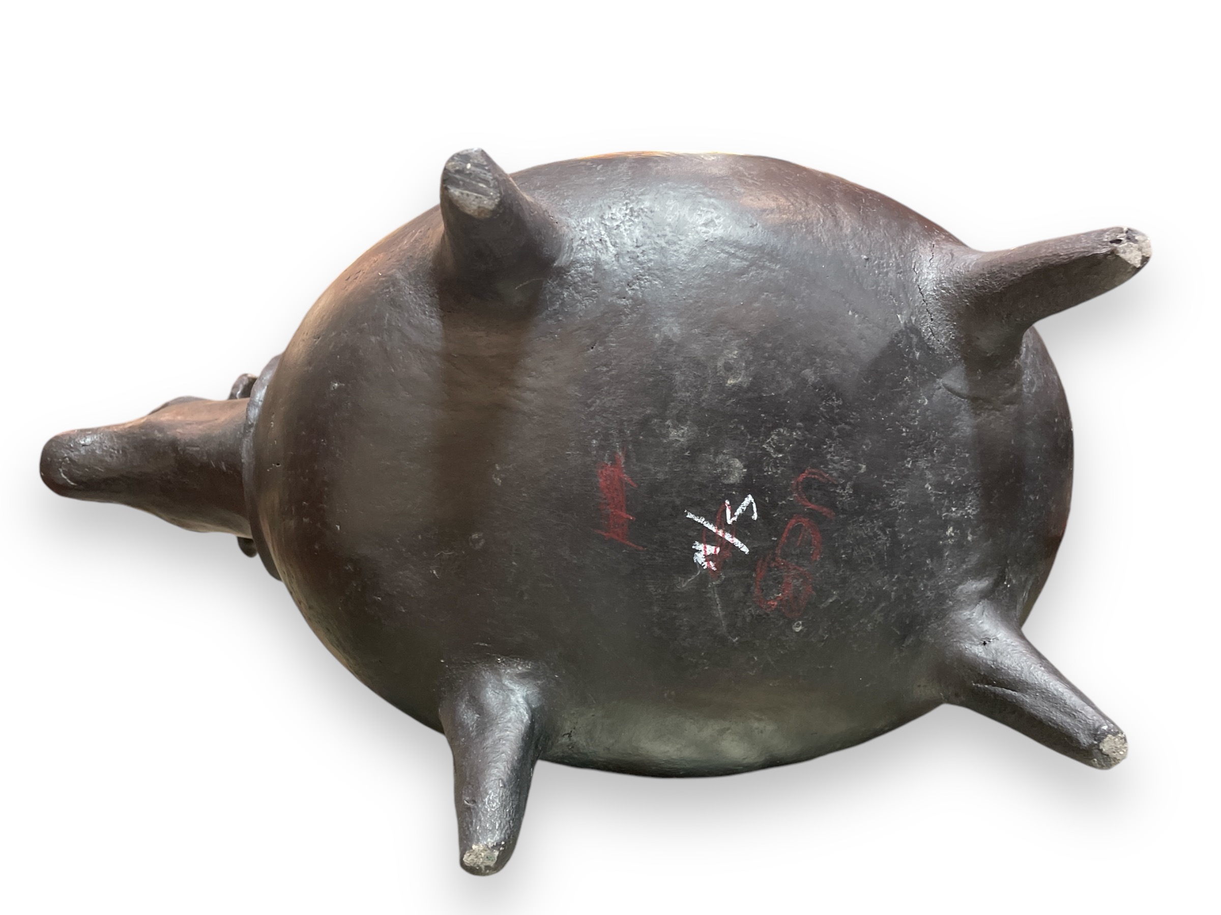 Black "barro negro" pottery bowl