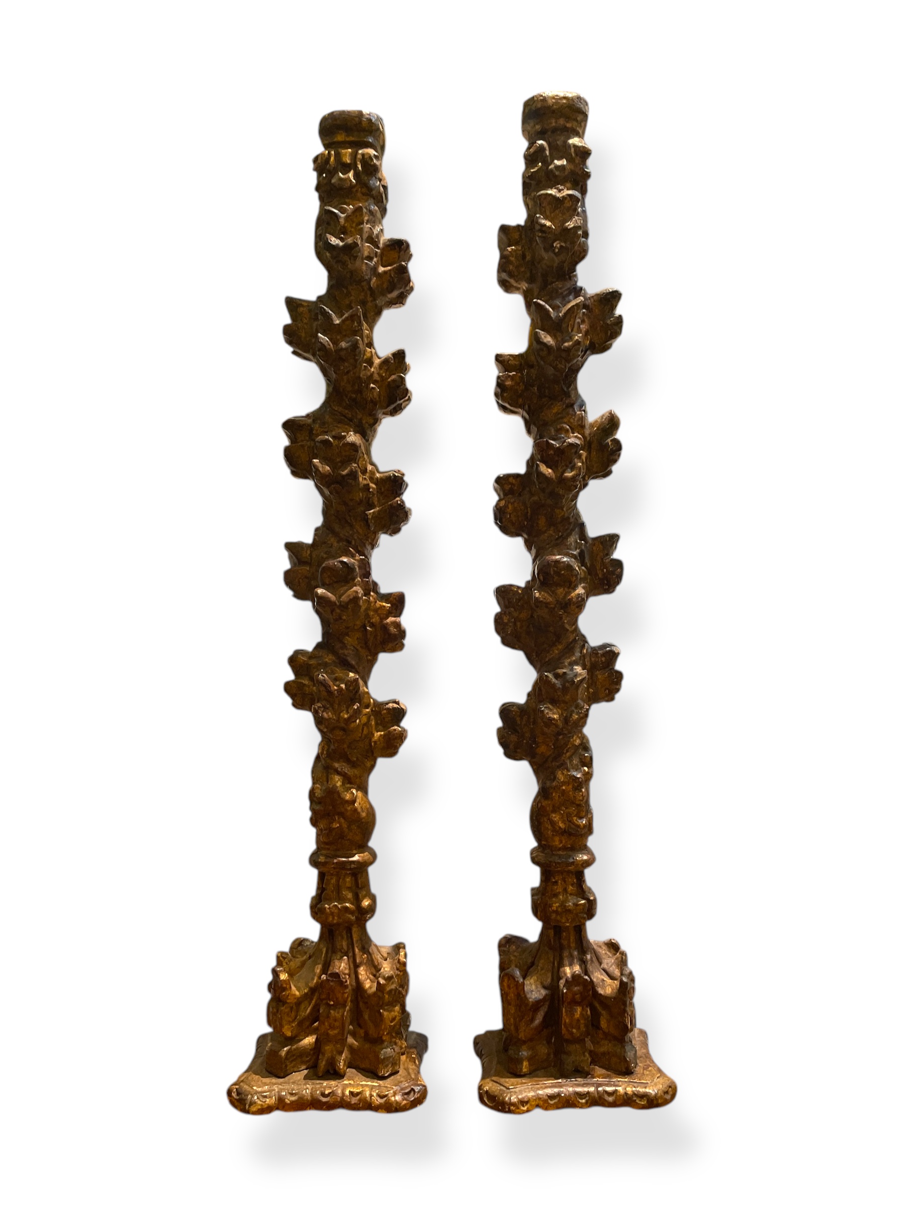 Pair of carved late 17th C wall brackets