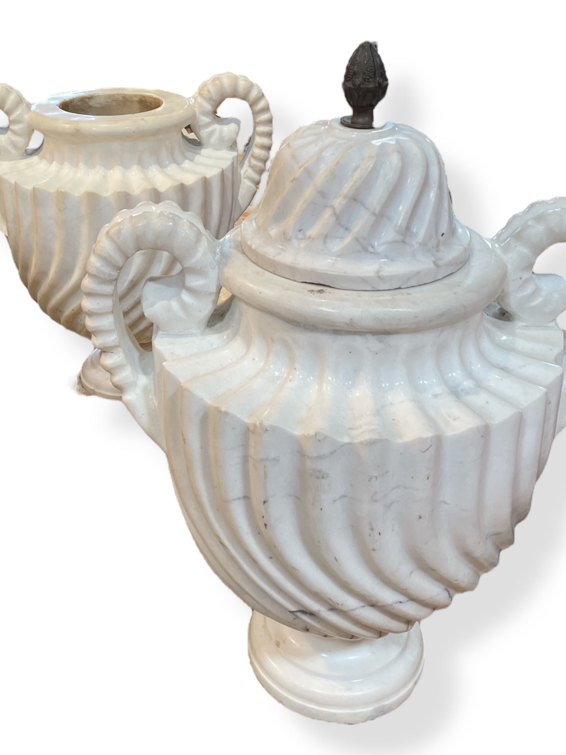 2 Large neoclassical-style marble lidded urns