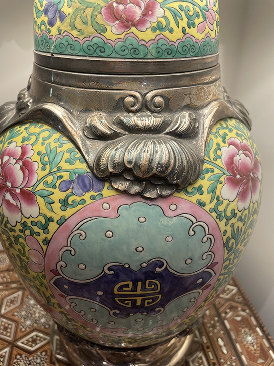 Chinese famille rose jar custom lamp